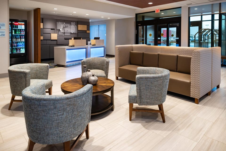 Holiday Inn Express and Suites Romeoville Joliet North By IHG Hotel in Bolingbrook