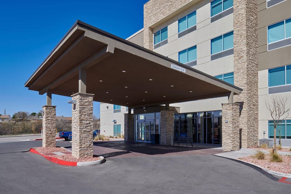 Holiday Inn Express & Suites El Paso - Sunland Park Area by IHG Hotel in El Paso
