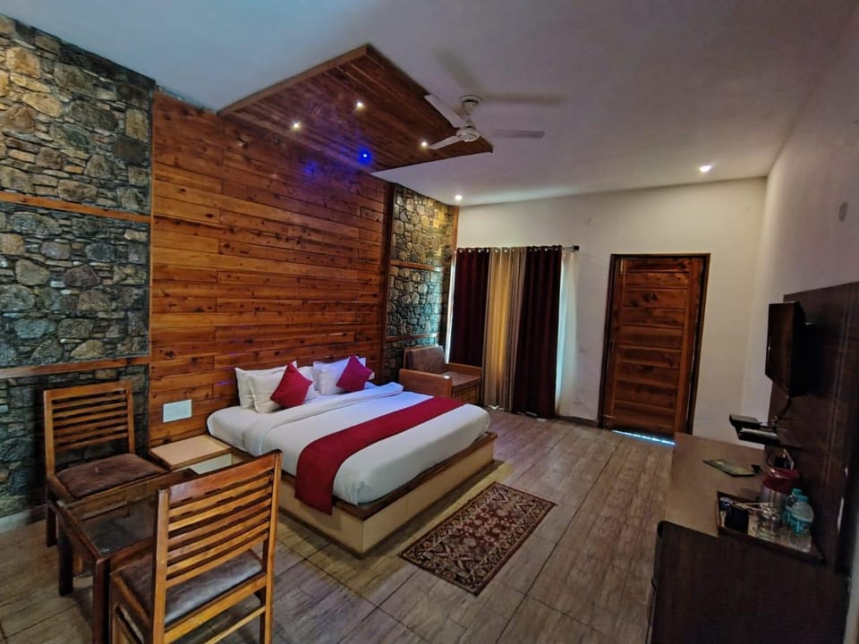 The Manrals Resort Hotel in Uttarakhand
