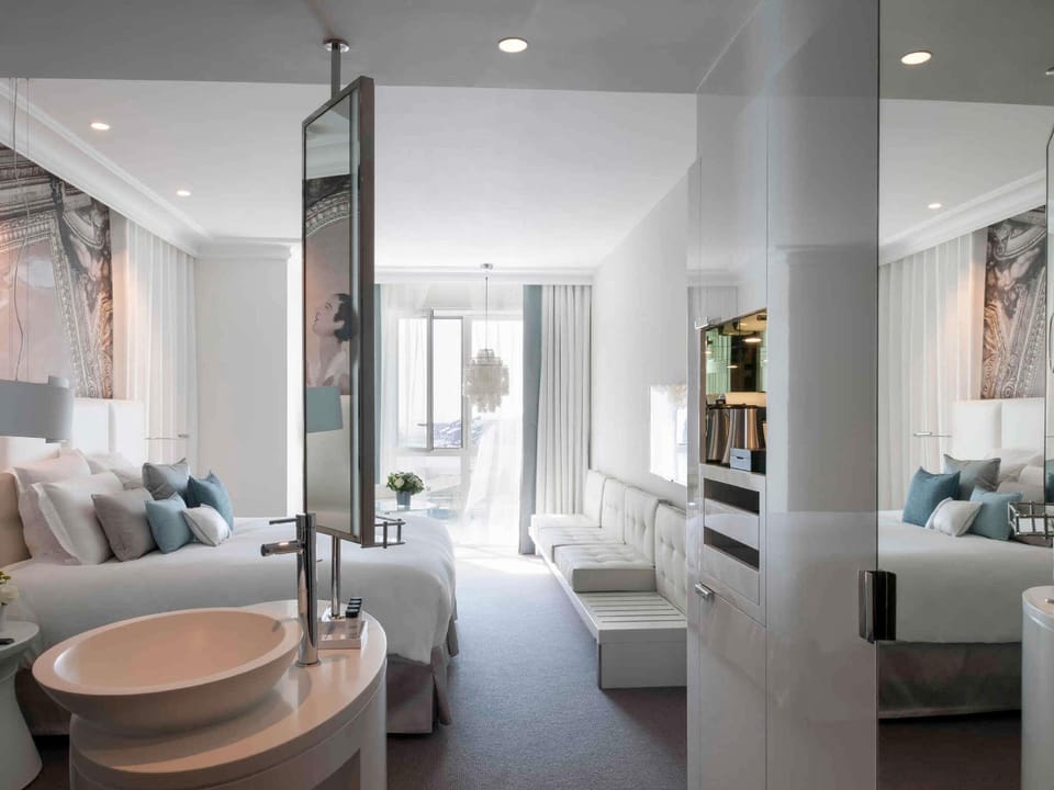 Guestroom