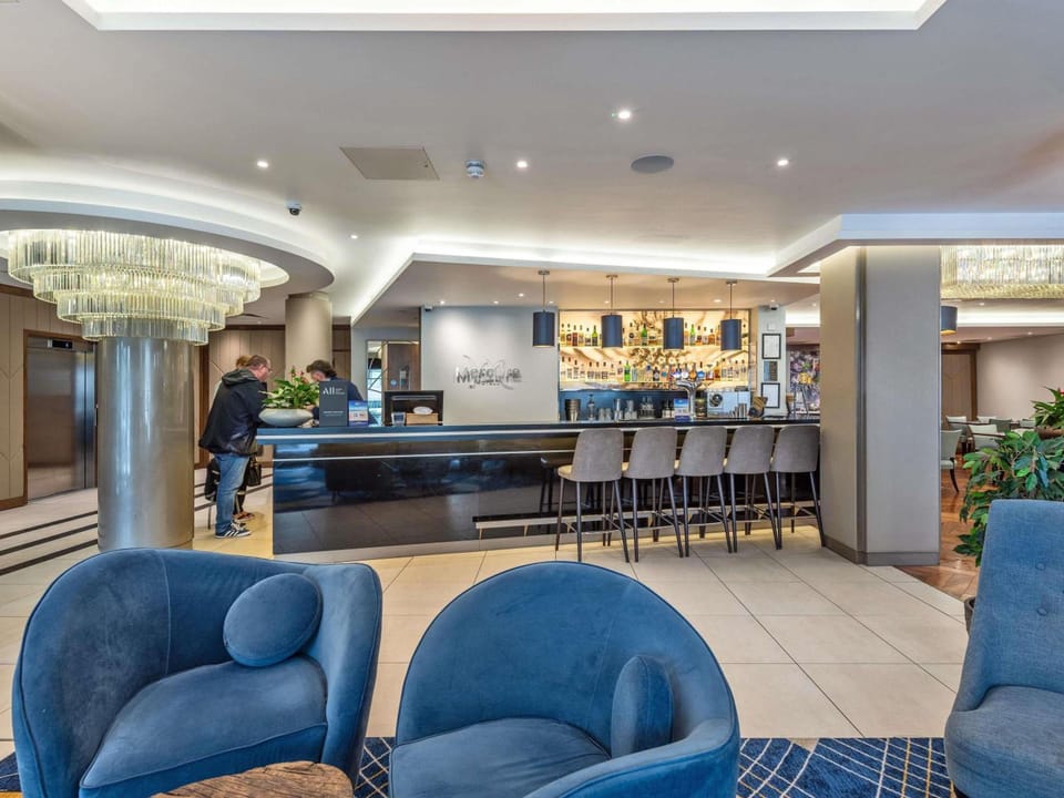 Bar/lounge