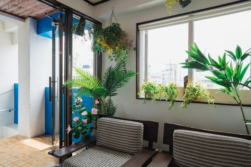 清潔！石垣島ヴィレッジ目の前、離島ターミナルまで徒歩2分　Portside Stay 石垣島 Hotel in Okinawa Prefecture