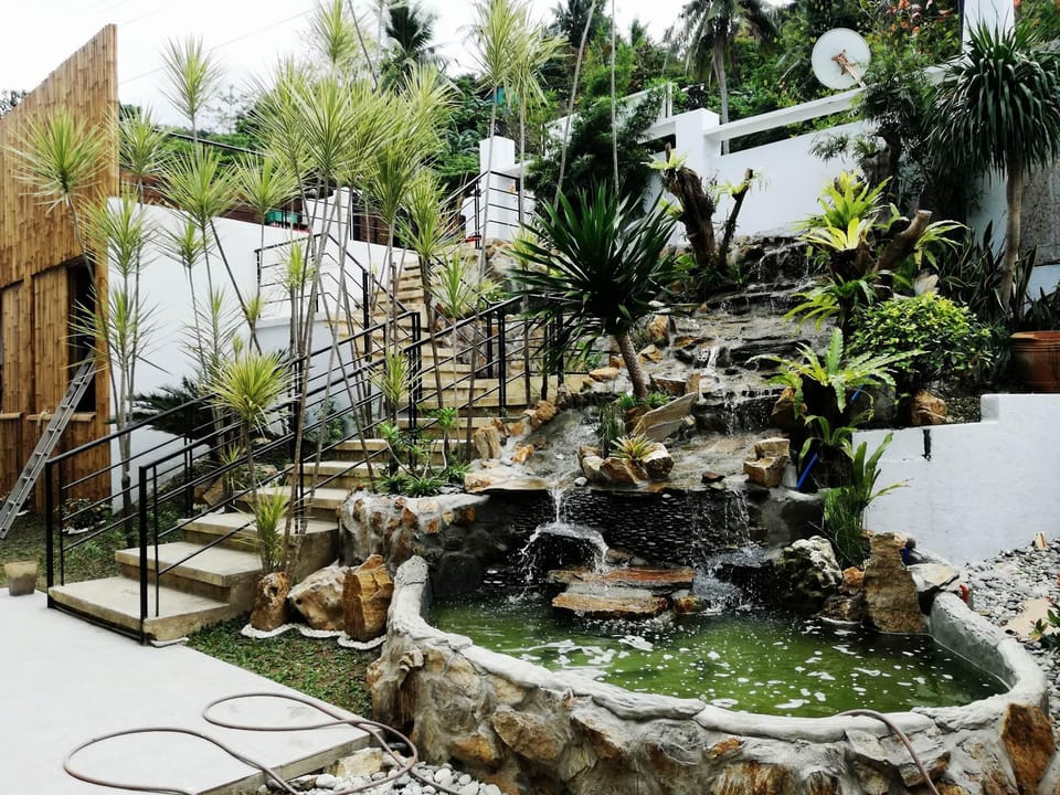 Veronica Inn Inn in Puerto Galera