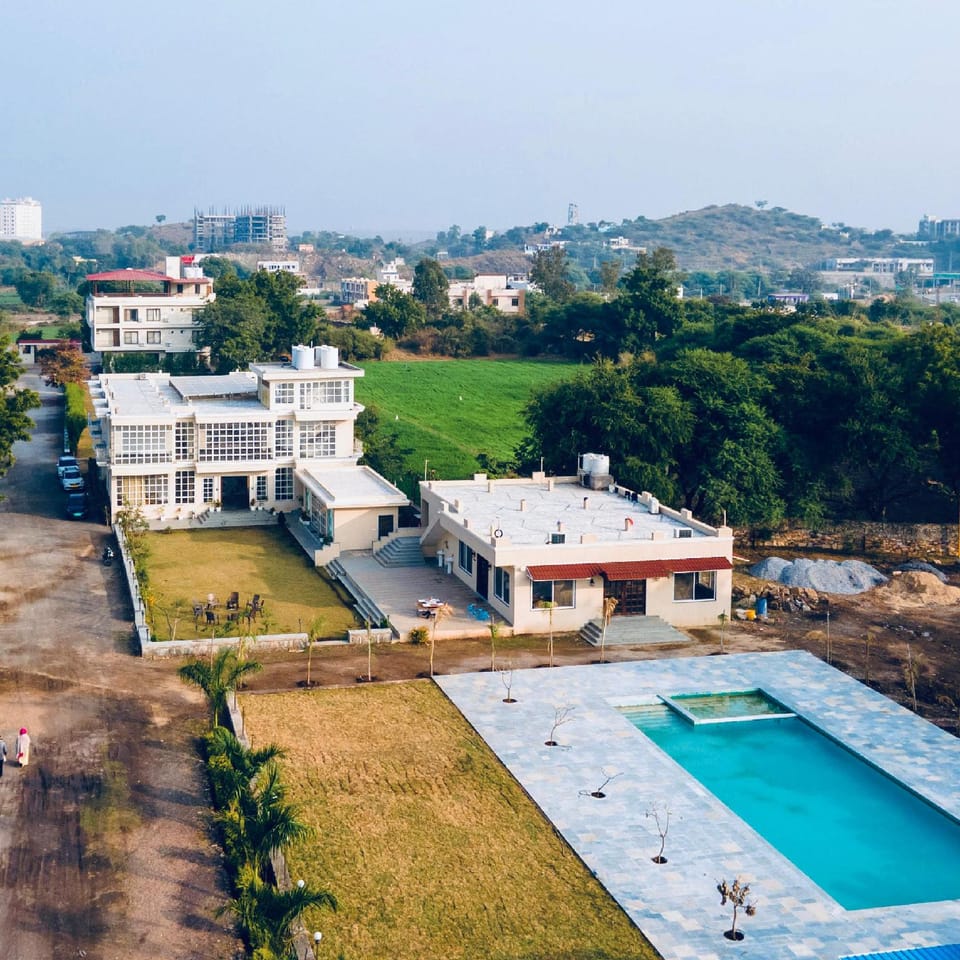 HR Arham Garden and Resort  Resort in Rajasthan