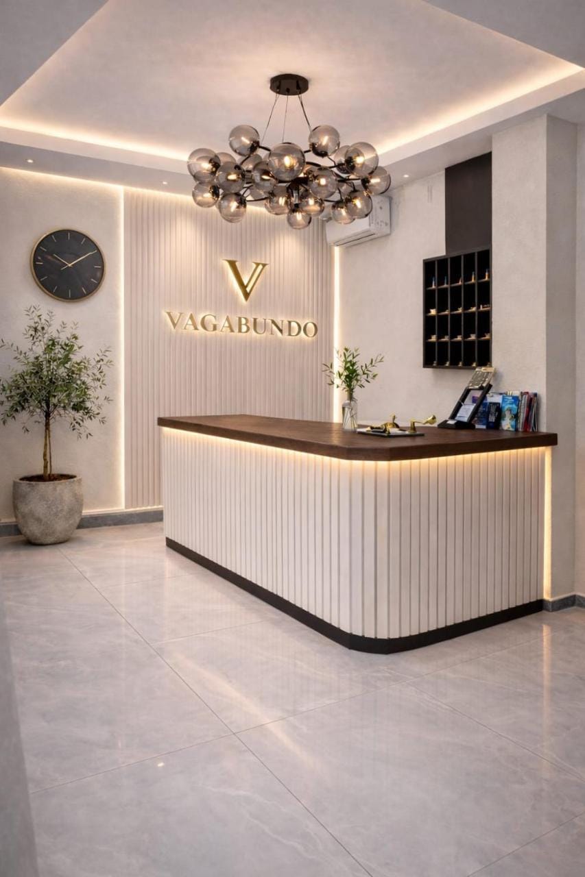 Hotel Vagabundo  Hotel in Okrug Gornji