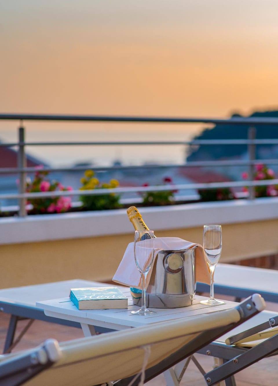 WGrand hotel Hotel in Budva Municipality