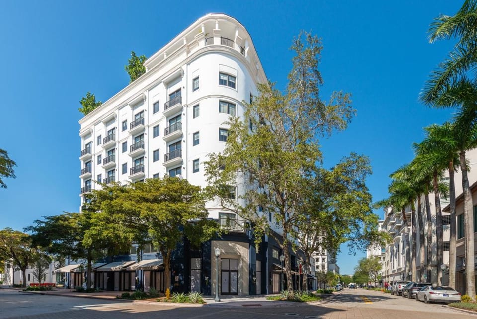 The Avenue Coral Gables Hotel in Coconut Grove