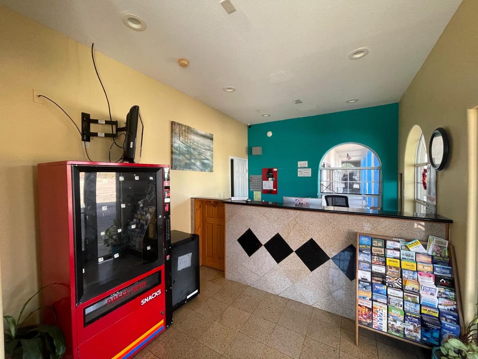 Airport Inn & Suites Corpus Christi I 37 Hotel in Corpus Christi