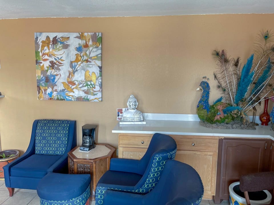 Deluxe Inn & Suites South Padre Island I 37 Hotel in Corpus Christi