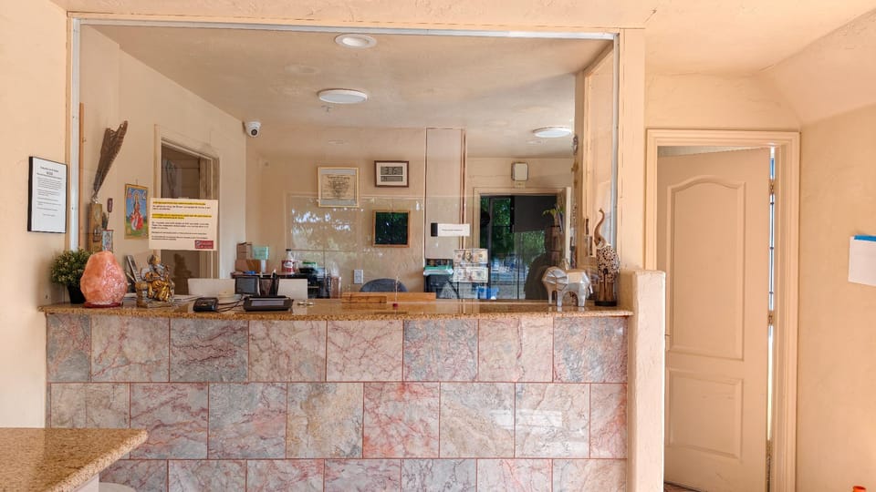 Executive Inn & Suites San Marcos TX Hotel in San Marcos