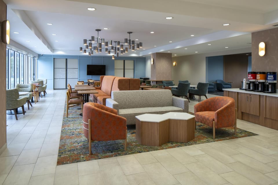 Hampton Inn by Hilton Gulfport Beach Boulevard Hotel in Gulfport