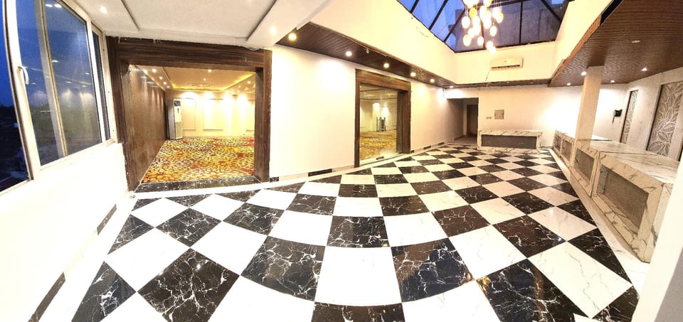 RoadRolls Hotel in Varanasi