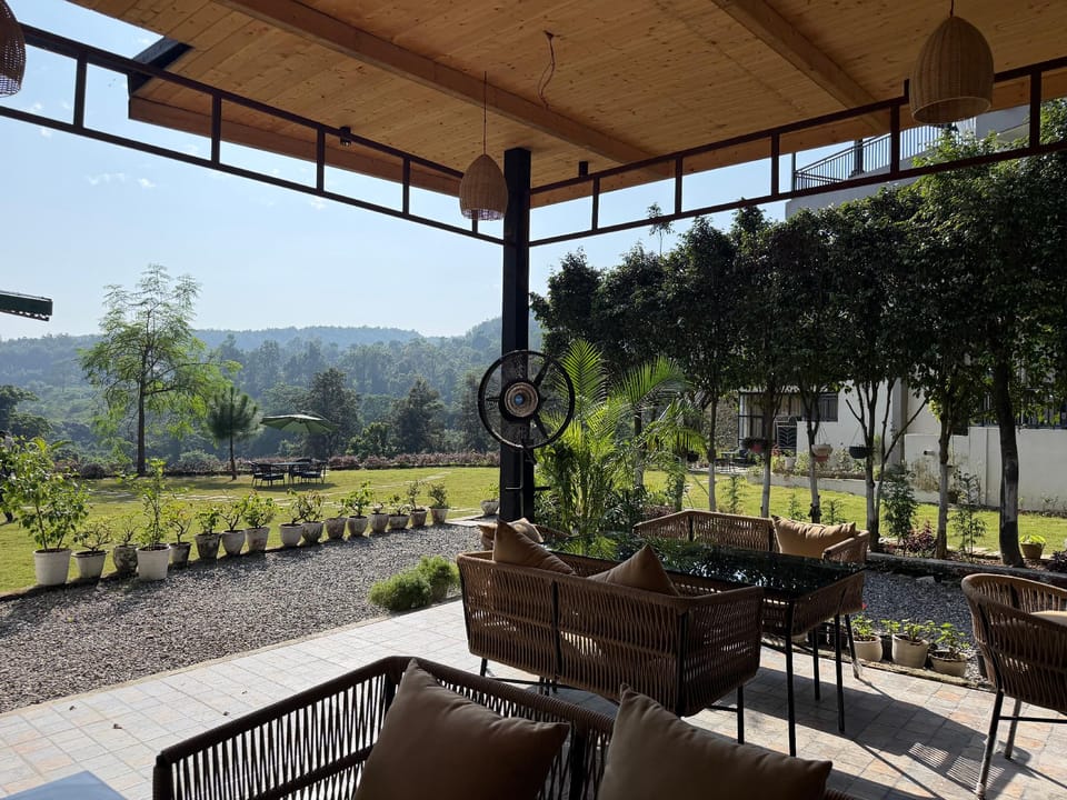 Saraiville - Boutique Riverside Stay Hotel in Dehradun