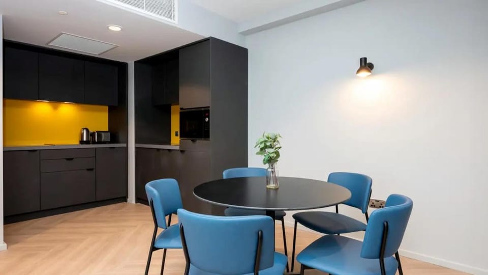 Staycity Aparthotels Dublin City Quay Hotel in Dublin