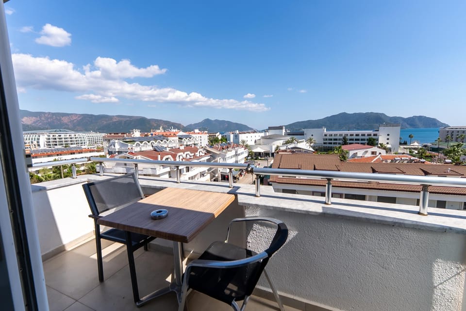 AVİSOS HOTEL AND APART MARMARİS Hotel in Marmaris