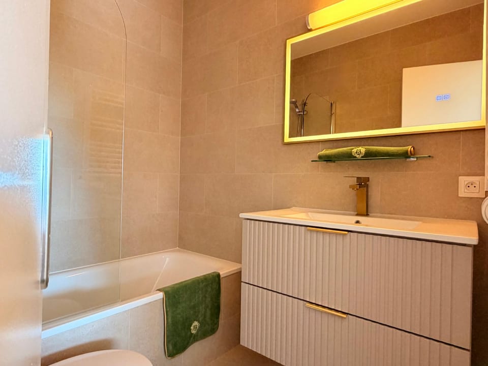 Marina Suites Résidence Services  Hotel in Mandelieu-La Napoule