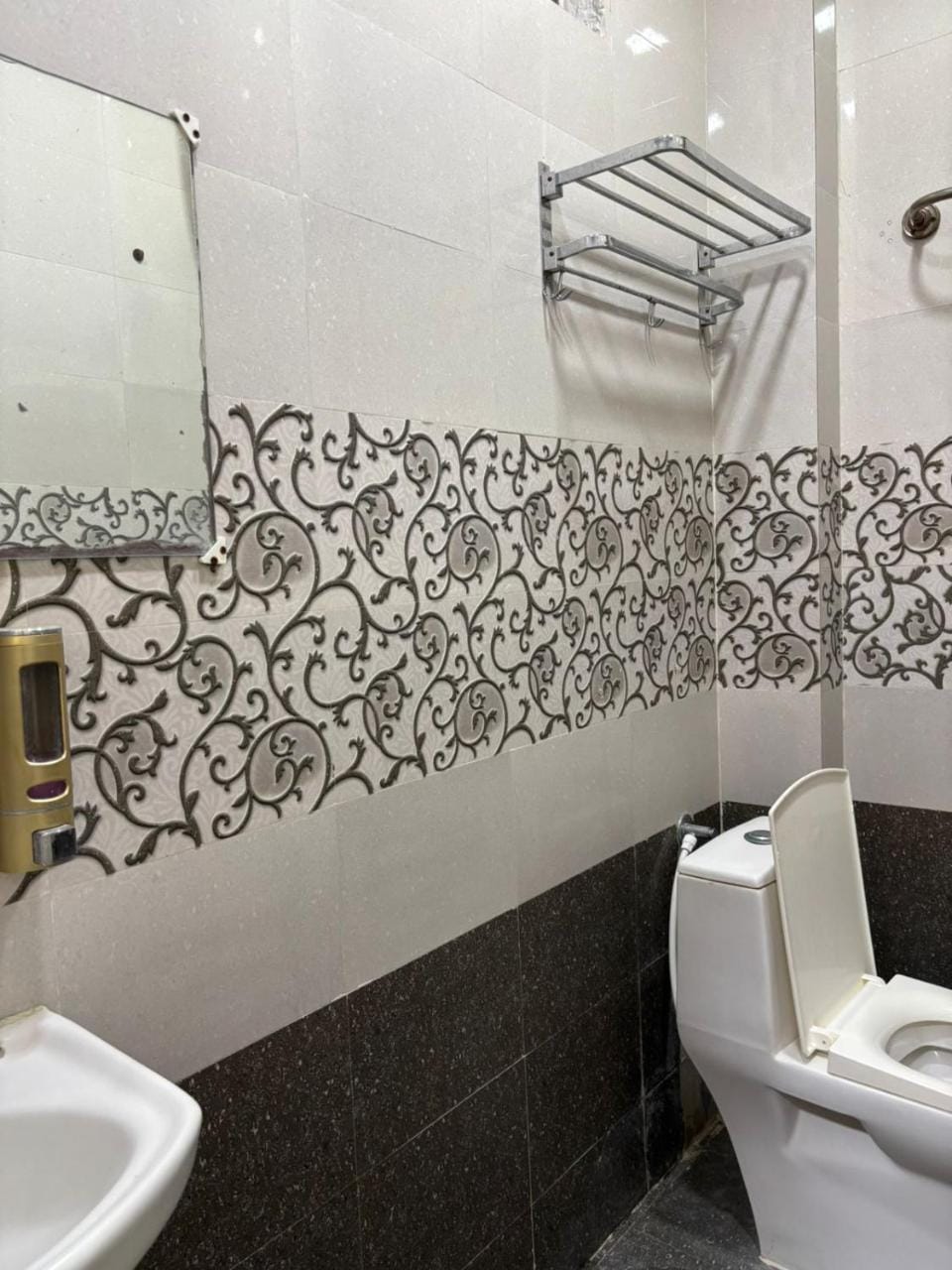 Aathidya Lodge Hotel in Andhra Pradesh