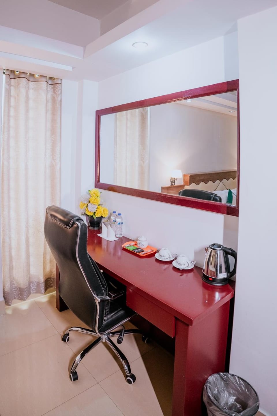 Hotel Crown Hotel in West Bengal
