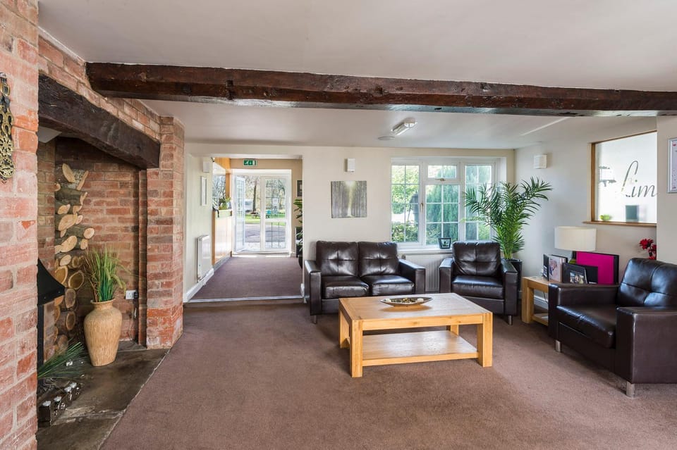 The Limes Country Lodge Hotel Hotel in Metropolitan Borough of Solihull