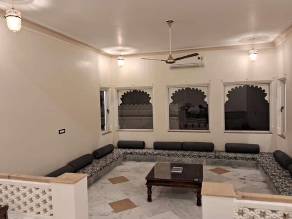 Tej Gadh Jambuda Hotel in Rajasthan