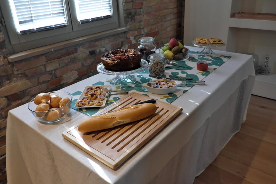 INVENTO bnb unconventional maison Hotel in Civitanova Marche
