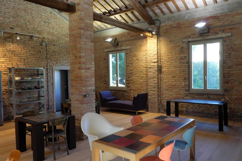 INVENTO bnb unconventional maison Hotel in Civitanova Marche