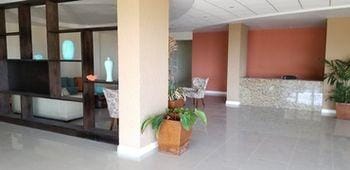 Sunrise Villa On The Beach Hotel in Portmore