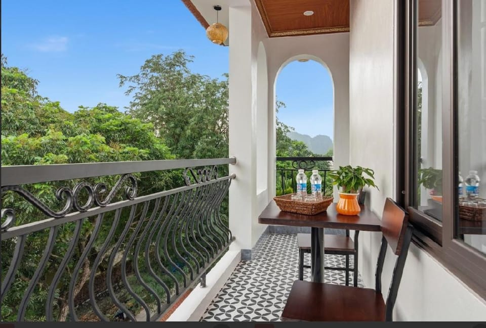 TamCoc Golden Mountain Homestay Hotel in Vietnam