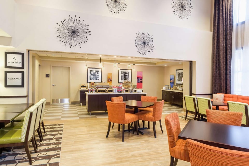 Hampton Inn & Suites San Bernardino Hotel in Loma Linda