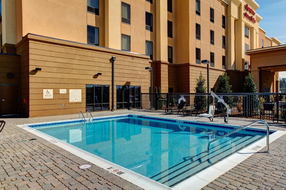 Hampton Inn & Suites Columbus Hotel in Columbus