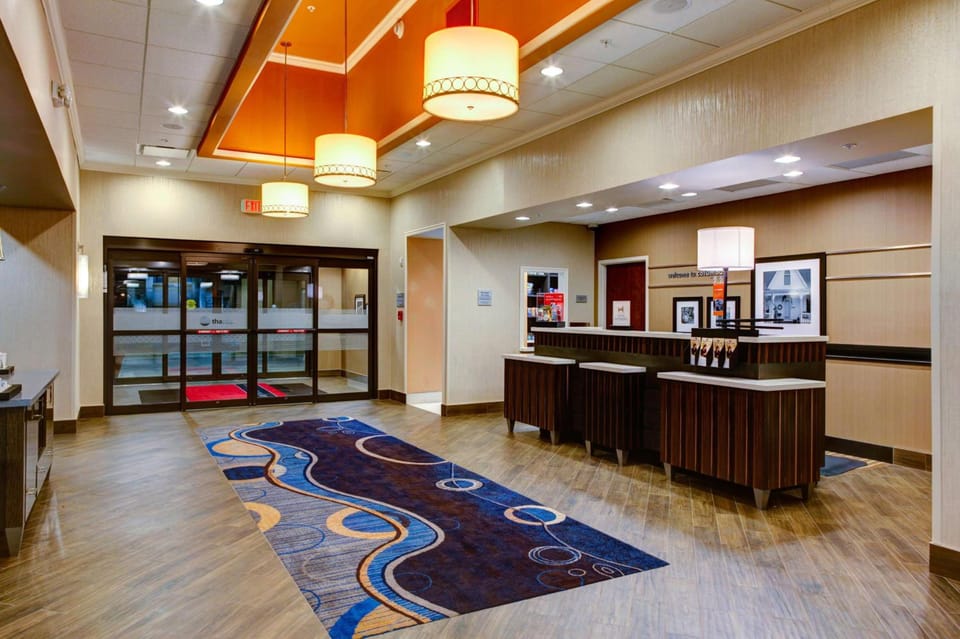Hampton Inn & Suites Columbus Hotel in Columbus