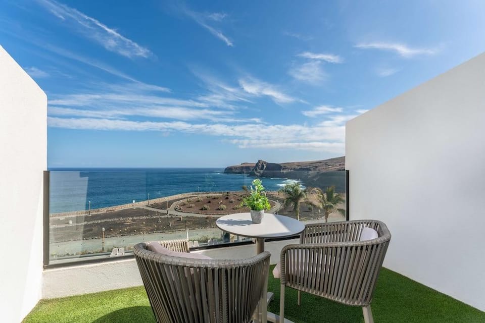 Occidental Roca Negra Hotel in Comarca Norte