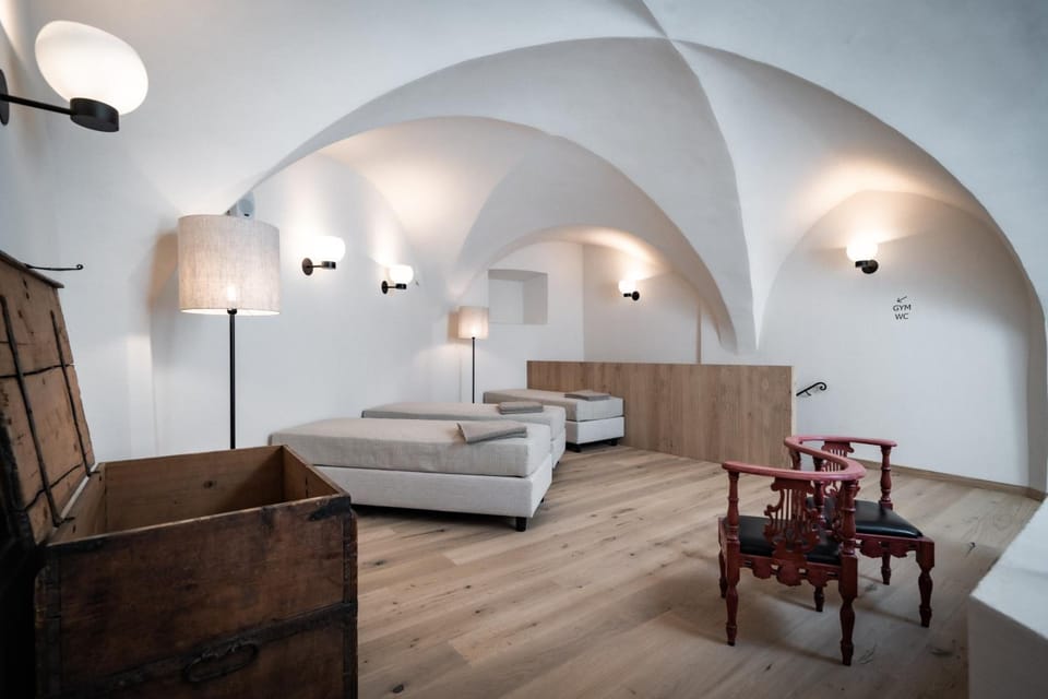 ADLER Historic Guesthouse Hotel in Brixen