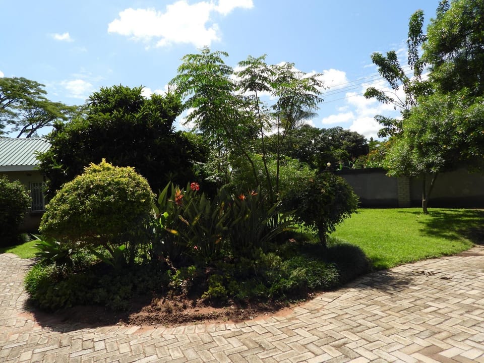 2 Bed Apartment With En-suite Kitchenette - 2065 Hotel in Harare