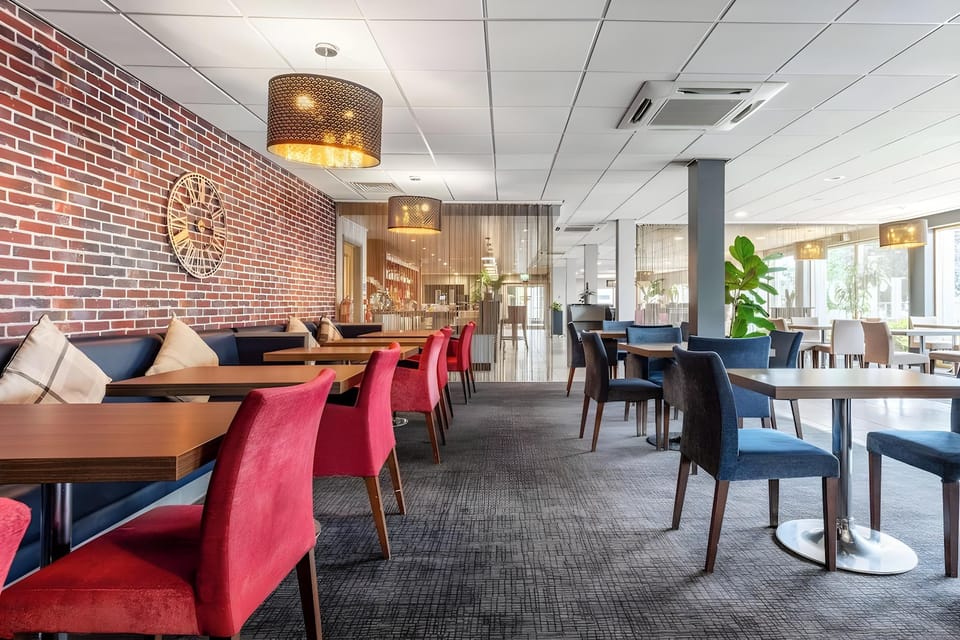 Park Inn by Radisson Peterborough Hotel in Huntingdonshire District
