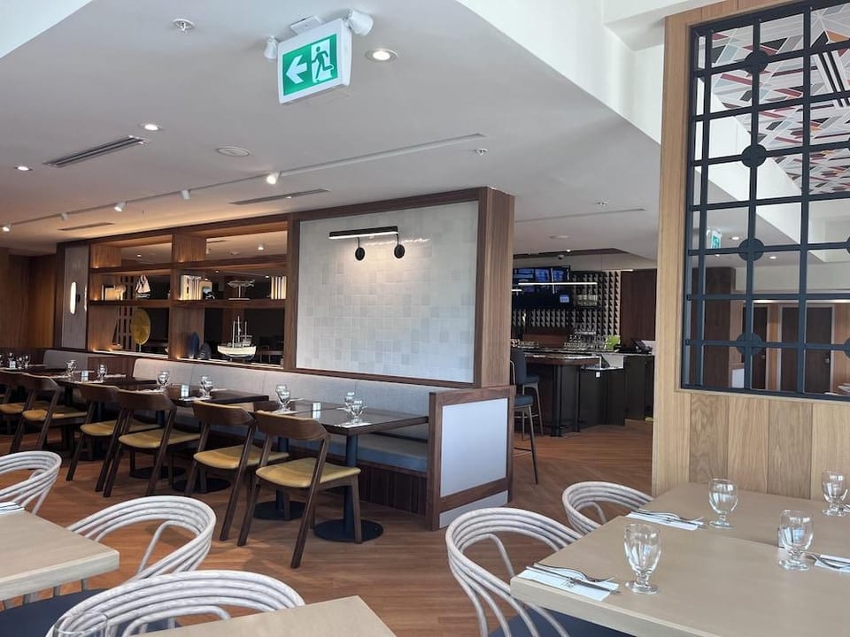 DoubleTree by Hilton Kingston Hotel in Kingston