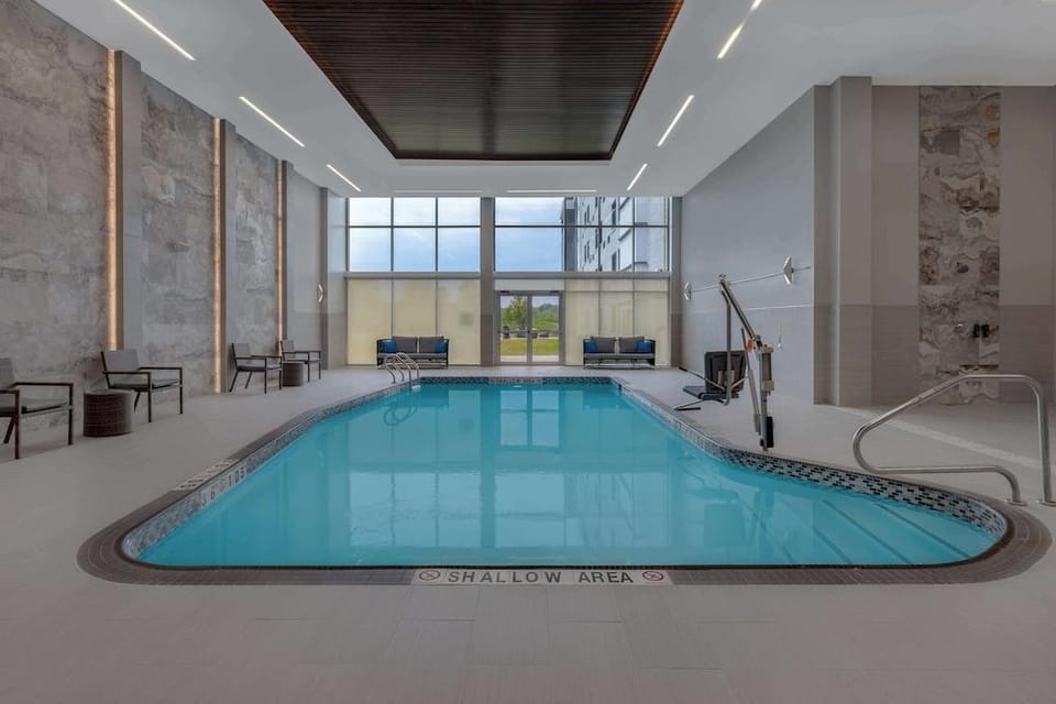 DoubleTree by Hilton Kingston Hotel in Kingston