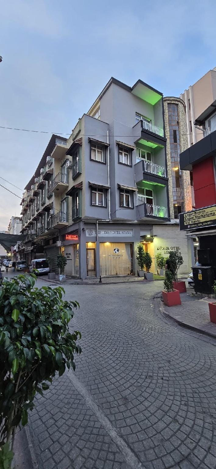 DÜNYA OTEL ADANA Hotel in Turkey