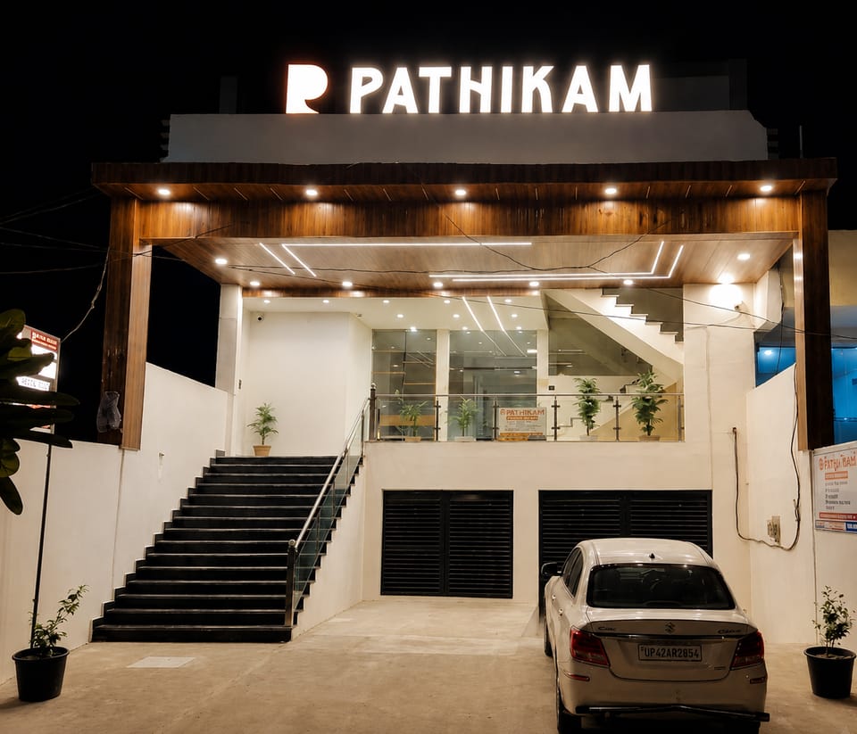 Pathikam Residency Hotel in Uttar Pradesh