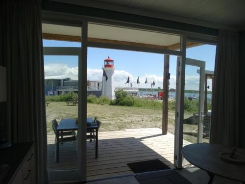 Beach Lodges Oostvoorne Lodge in South Holland (province)