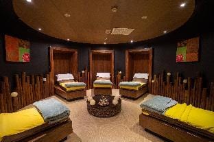 Bunratty Castle Hotel Hotel in County Limerick