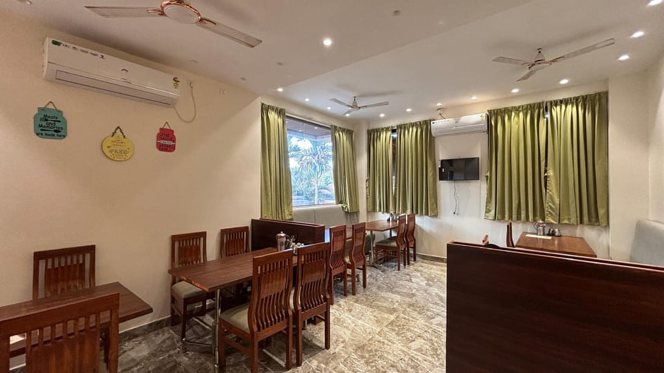 Shree Leela Beach Resort Hotel in Maharashtra