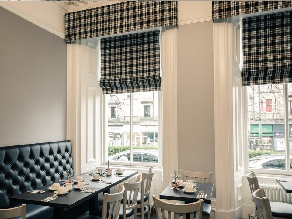 Royal west end hotel  Hotel in Glasgow