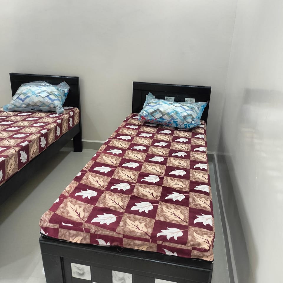 ELITE LIVE INN HOME HOSTEL  Hostel in Hyderabad