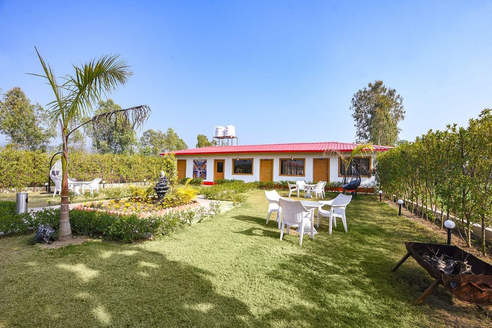Wild Hibiscus Resort Hotel in Uttarakhand