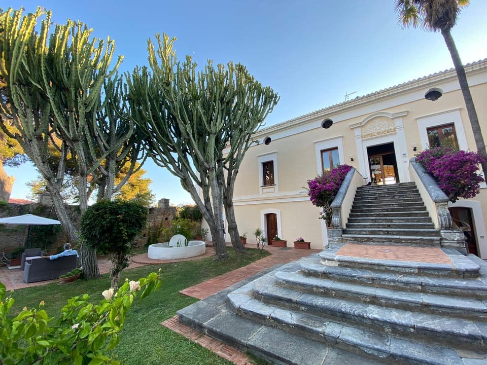Palazzo Ducale Hotel in Calabria