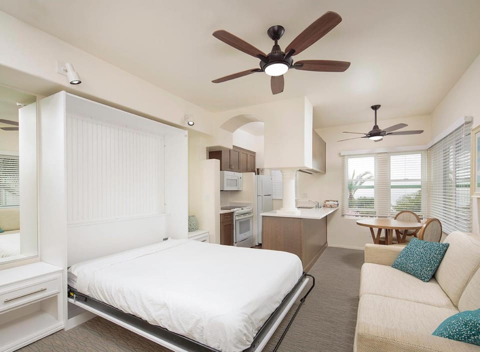 WCH at Wave Crest Resort Apartment hotel in Del Mar
