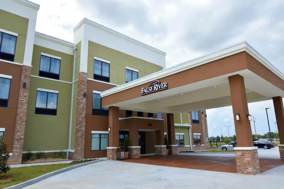 New Roads River Hotel Hotel in False River