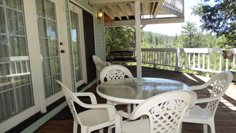 Berkshire Inn Hotel in Groveland