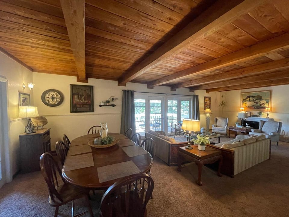 Berkshire Inn Hotel in Groveland